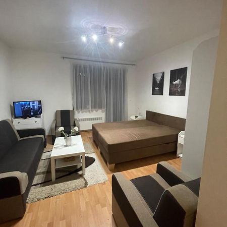 Studio 101 Fatrapark 1 Ружомберок Экстерьер фото